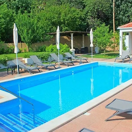 Kate Hotel Mlini